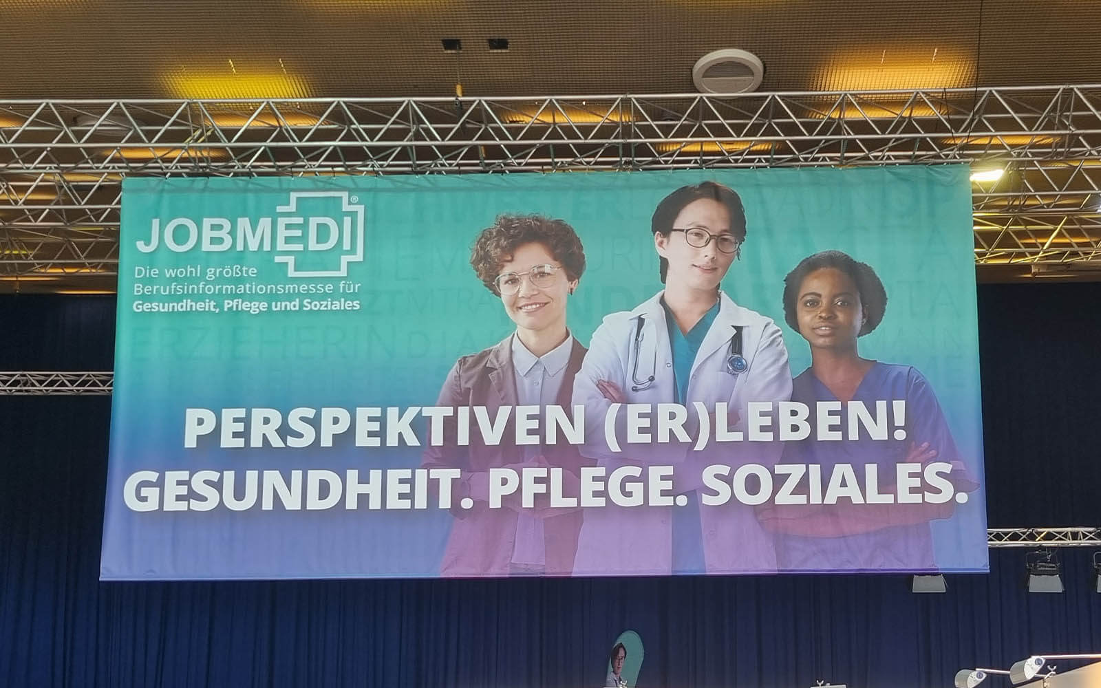 Karriere im Gesundheitssektor – Die Top-Arbeitgeber der Gesundheits-, Pflege- und Sozialbranche präsentieren sich an zwei Tagen auf der 13. JOBMEDI Berlin im Palais am Funkturm