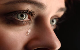 Beauty,Girl,Cry