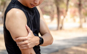 Bicep,Tendonitis,Or,Front,Arm,Muscle,Inflammation.,Asian,Athlete,Man